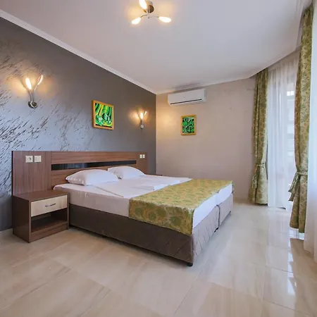 Phoenix Guest house 3*