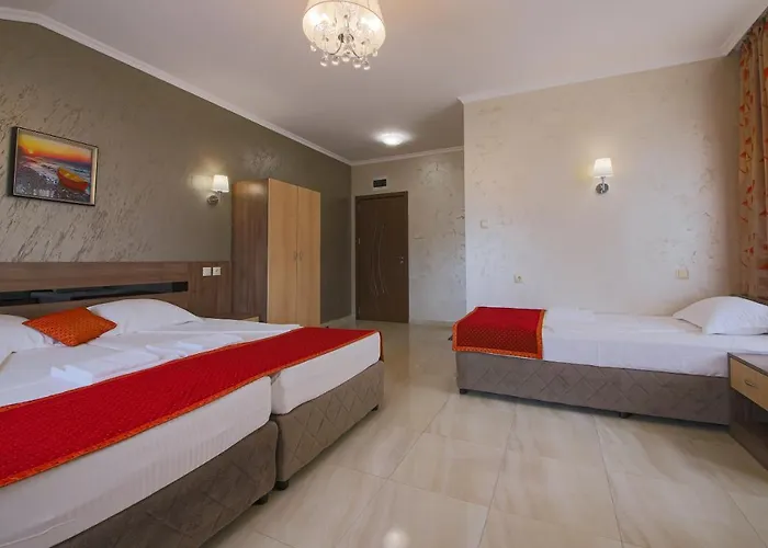 Πανσιόν Phoenix 3*