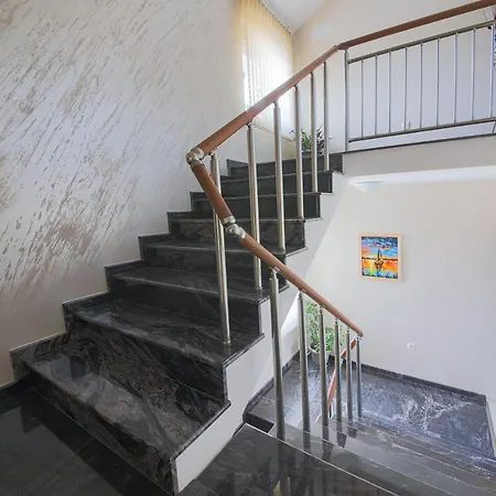 Guest house Phoenix 3*