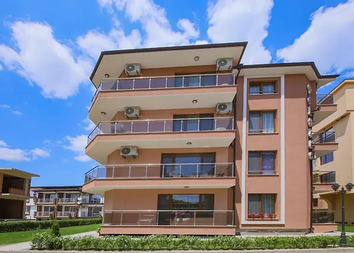 Phoenix Pensionat 3*